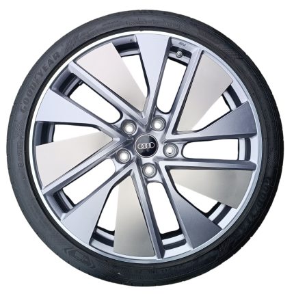 Roda Dianteira Audi Rs E Tron Gt 2022 a 24 Com Pneus 1900km
