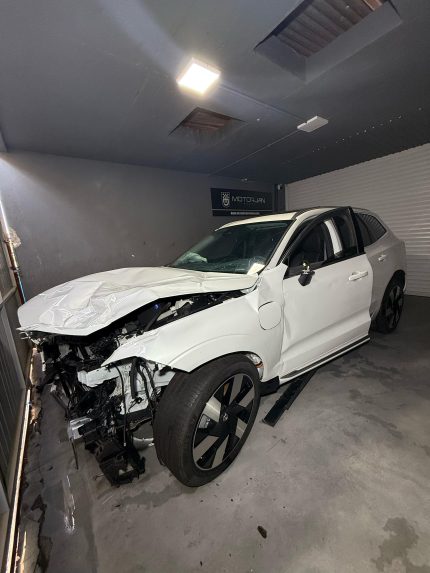 Volvo Xc60 Plus T8 Hybrid 2.0 2024