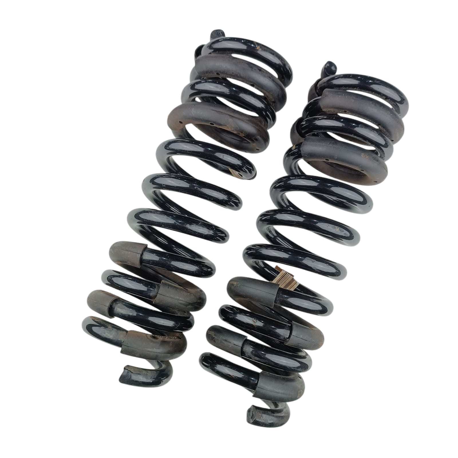 5b508bbd8a9fe3d287af26390947dbea.jpeg Par Mola Traseira Suspensao Bmw M3 Competition G80 2021 2025 - Imagem 1