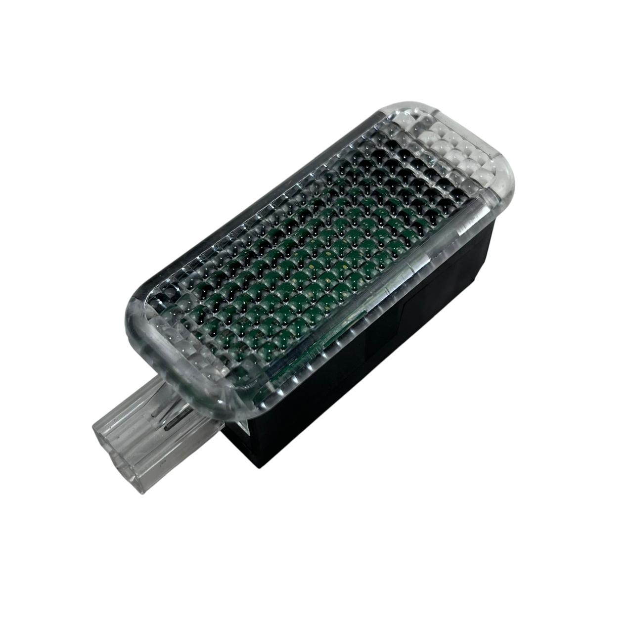 a801d49ef3b324999a71eeedfa4f52fd.jpeg Luz Cortesia Forro Porta Porsche Taycan Turbo 2021 a 2024 - Imagem 1