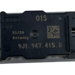 Luz Cortesia Inferior Interna Porsche Taycan 2021 a 2024 Direito - Imagem 7