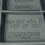 Suporte Guia Parachoque Audi RS4 2.9 V6 2019 a 2021 Tras Dir - Imagem 8