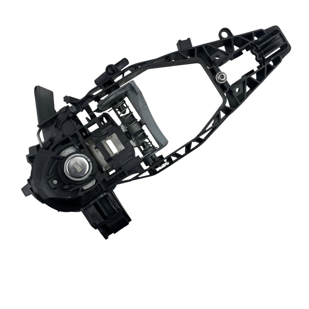 95a7776e6ae39faaa4101458665a1a71.jpeg Suporte Maçaneta Bmw M3 Competition G80 2021 2025 Diant Esq - Imagem 1