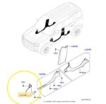 Acabamento Soleira Dianteira Land Rover Defender D300 24 Esq - Imagem 2