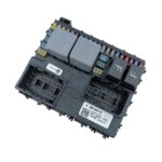 Modulo Caixa Fusivel Land Rover Defender D300 3.0 2023 2024