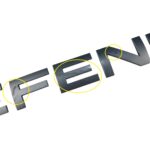 Emblema Escrita Capo Land Rover Defender D300 3.0 2023 2024 - Imagem 4