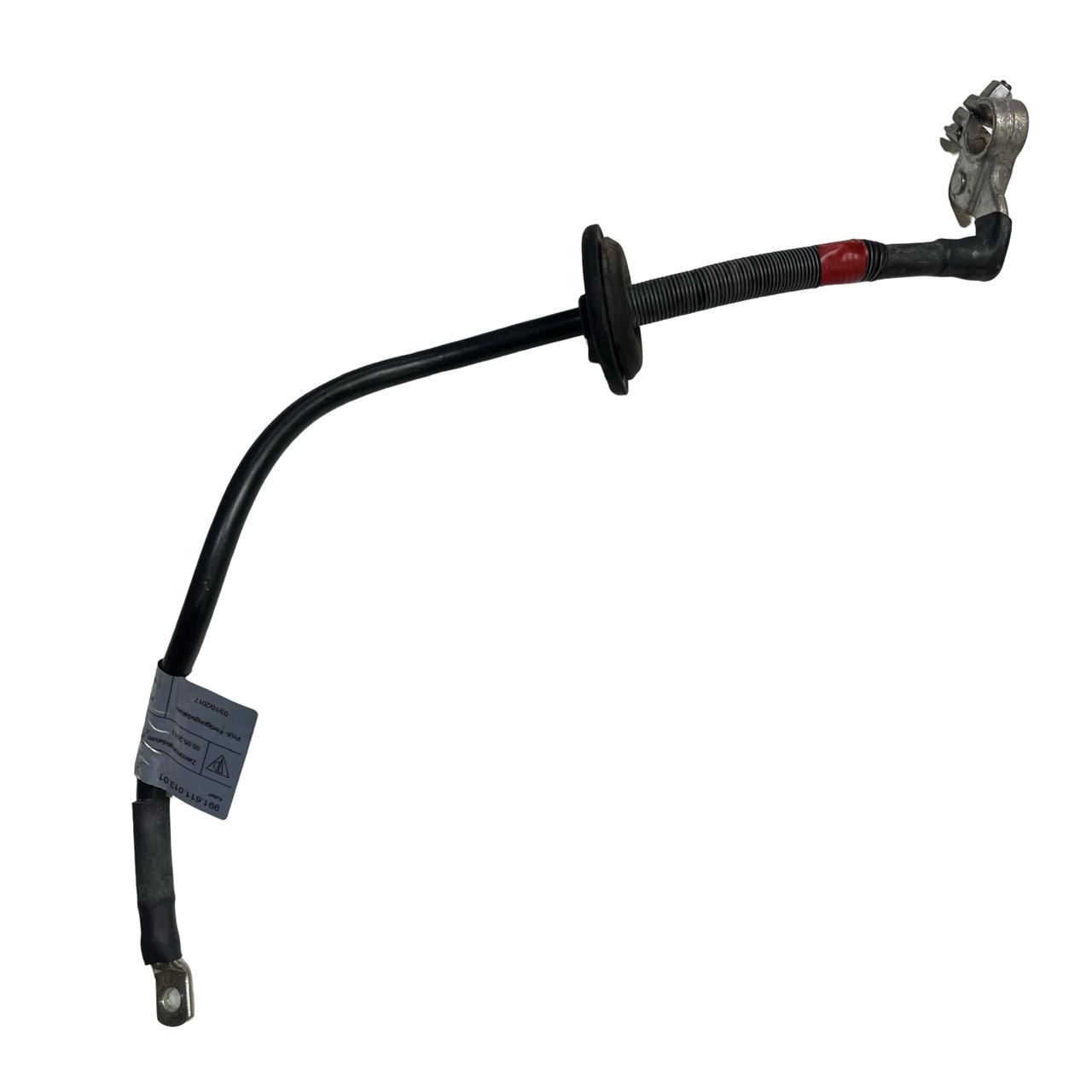 498eb7fbf29e54e5662ef69302f4f984.jpeg Chicote Cabo Positivo Bateria Porsche 718 Cayman S 2018 2023 - Imagem 1