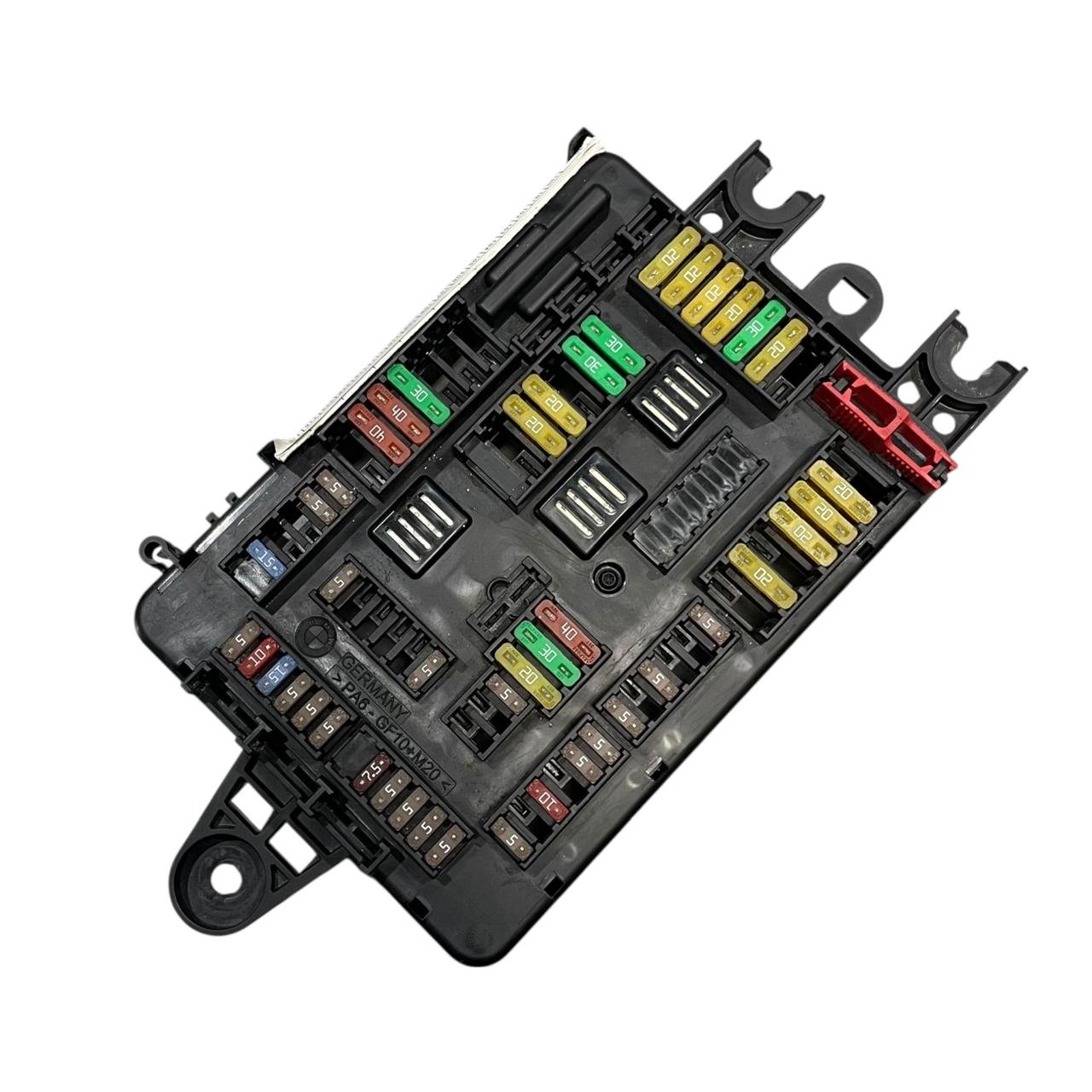 e8696d69d56fc1f0db4cfeb8c56ba7e7.jpeg Modulo Caixa Fusivel Bmw 320i F30 2.0 2013 a 2018 Original - Imagem 1