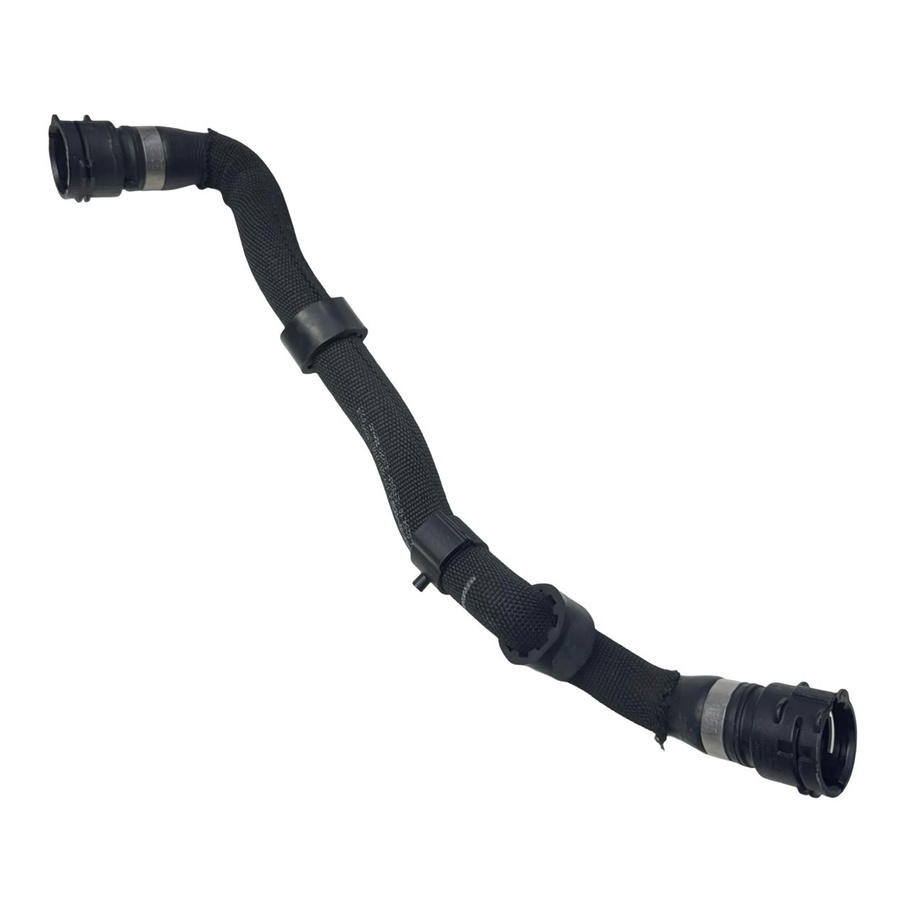 3e74eba610cee0ee6a63cd1cee95848b.jpeg Tubo Mangueira Agua Radiador Mercedes Benz A35 Amg 2019 2023 - Imagem 1