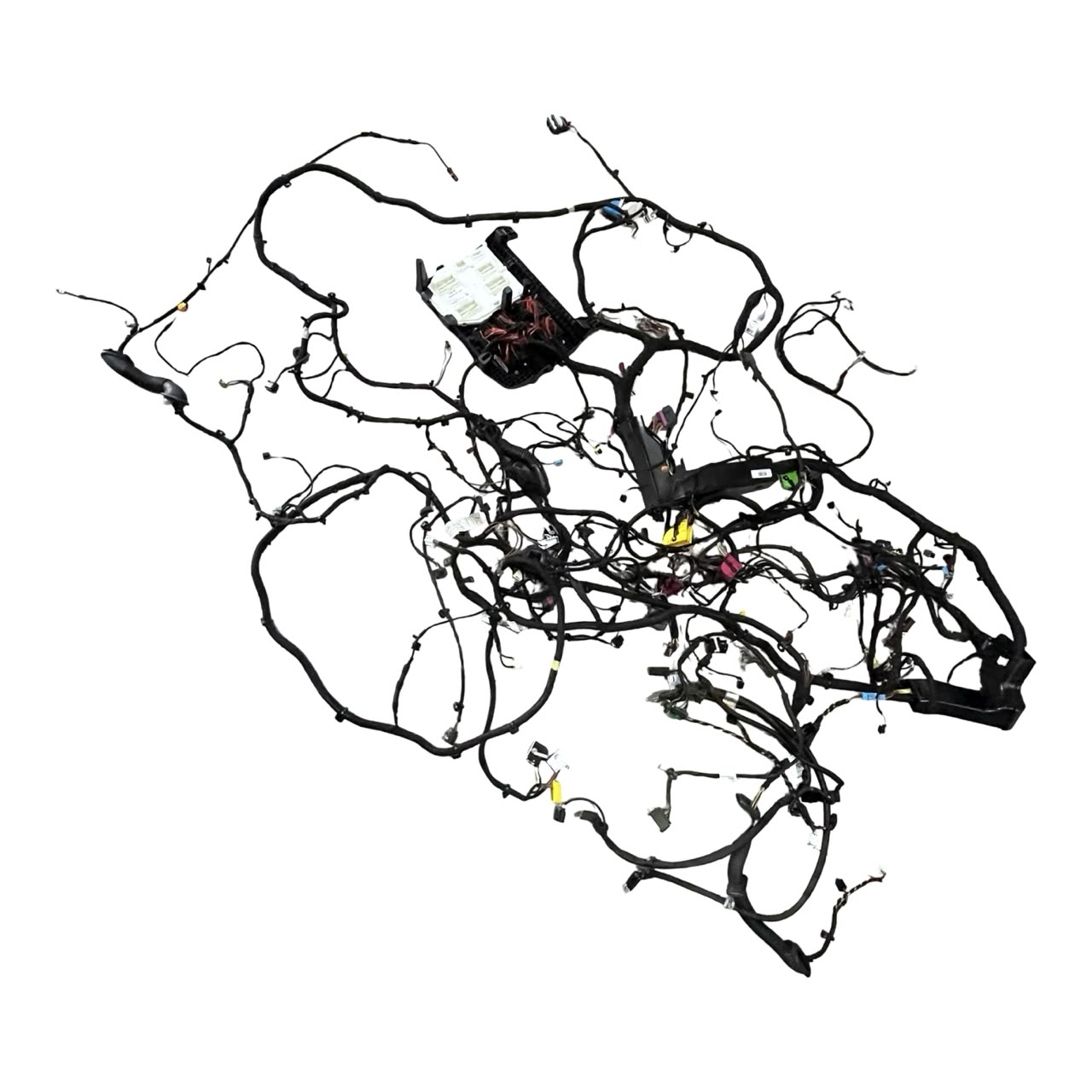 ecc7bf72700b671f92e3e045acecb68f.jpeg Chicote Carroceria Mercedes Benz A35 Amg 2019 2020 a 2023 - Imagem 1