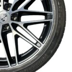 Roda  Porsche Macan 4s 2024 2025 Aro 22 Traseira Original - Imagem 5